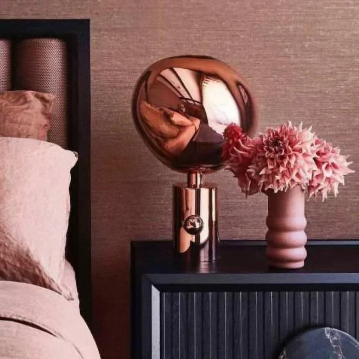 Meltique Lampe - Den Avant-Garde Belysningen for Ditt Rom | Luvikno