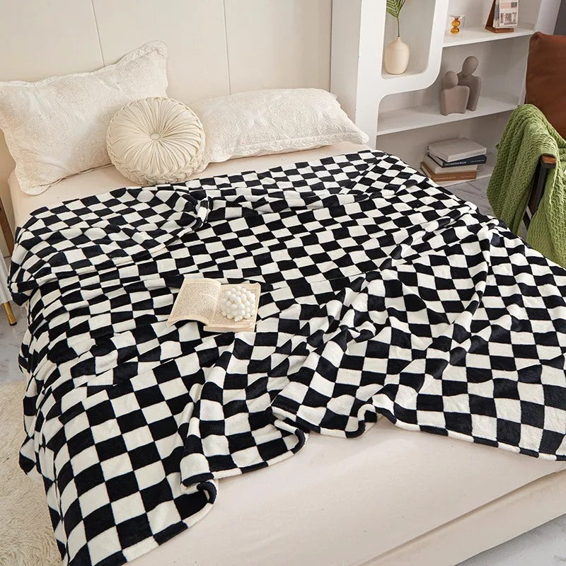 Tessellé Throw – Luxe Koral Fløyelspledd Luvikno