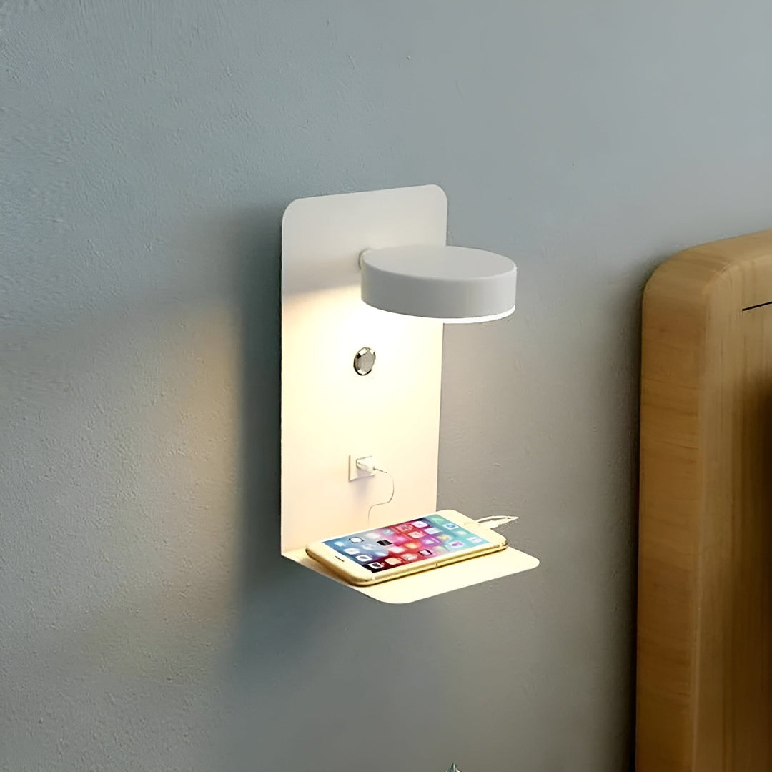 Luvikno | ChargeBright Luxe LED Vegglampe med USB-ladeport - Moderne svart-hvitt design