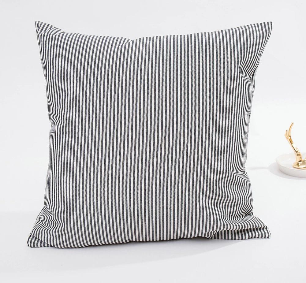 Luvikno | Stilig MarbreLuxe Putetrekk - Moderne Stripet Putetrekk for Elegante Interiør