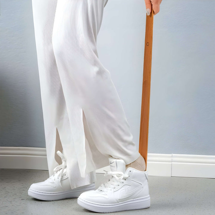 Langt Tresko Horn med Magnet og Veggholder 55 cm | Luvikno