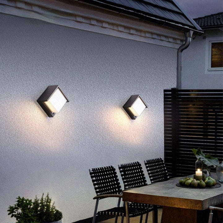 Bevegelsessensor utendørs vegglampe – Moderne aluminiumdesign | Luvikno