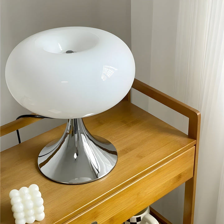 SereneCrystal Lampe - Elegant Retro Bordlampe | Luvikno
