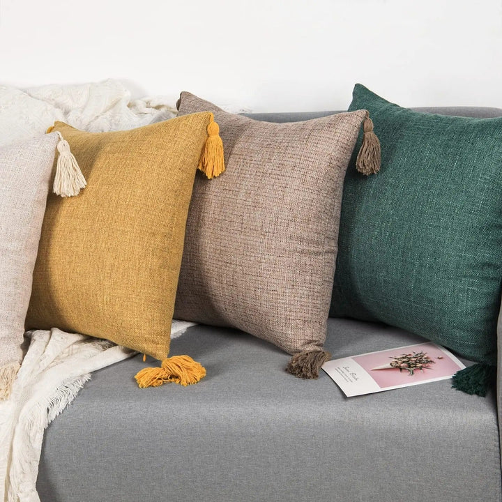Luvikno | ImperialRest Putekappe - Elegant Linputekappe med Lekne Tresser for Ethvert Rom