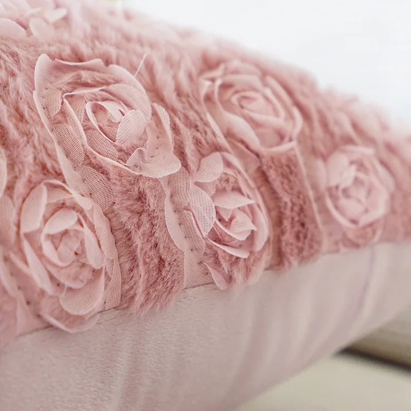 Rosa putetrekk med blomsterdesign – Dekorativt putetrekk for stue og barnerom | Luvikno
