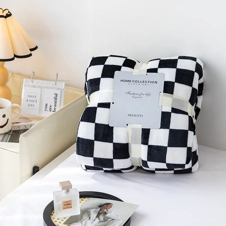 Tessellé Throw – Luxe Koral Fløyelspledd Luvikno