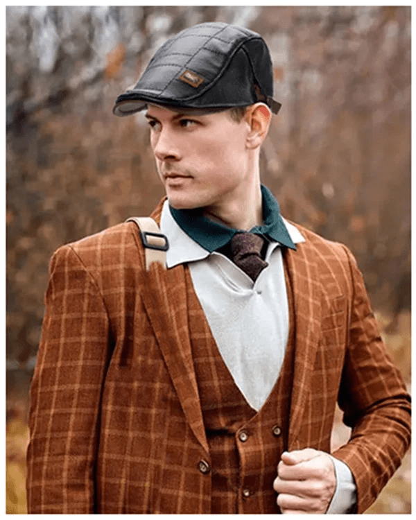 LuxeStyle Beret – Tidløs Eleganse av Skinn Luvikno