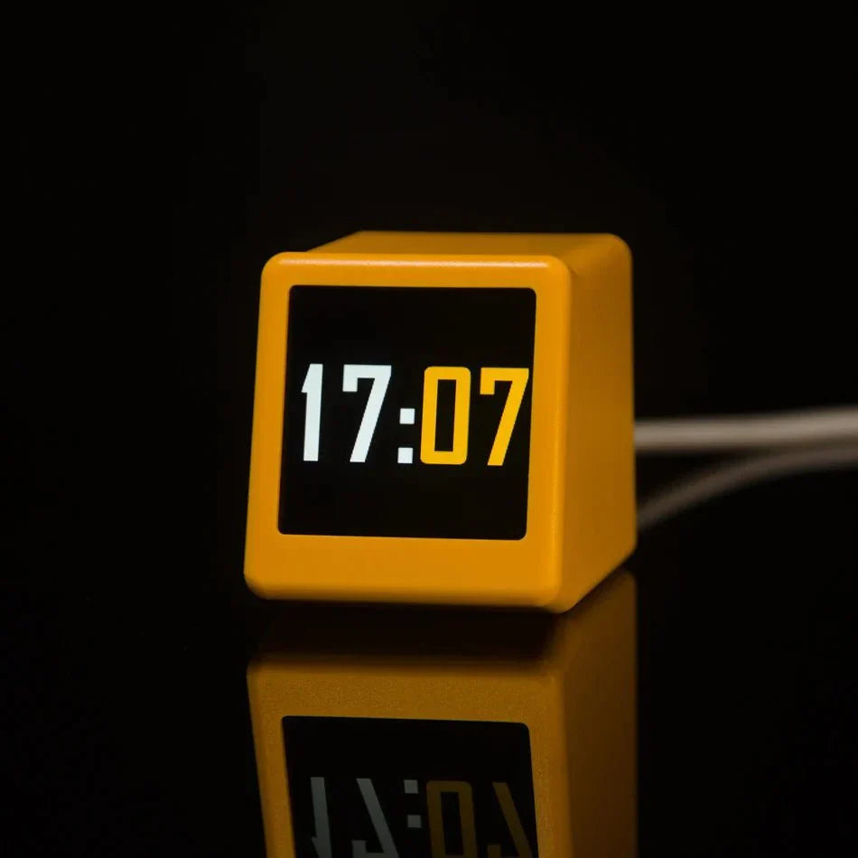 Mini Smart WIFI Multifunksjonsklokke i Stilig Plast | Luvikno