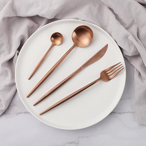 VédaTable 24-delt middagssett – Moderne rustfritt stål eleganse | Luvikno
