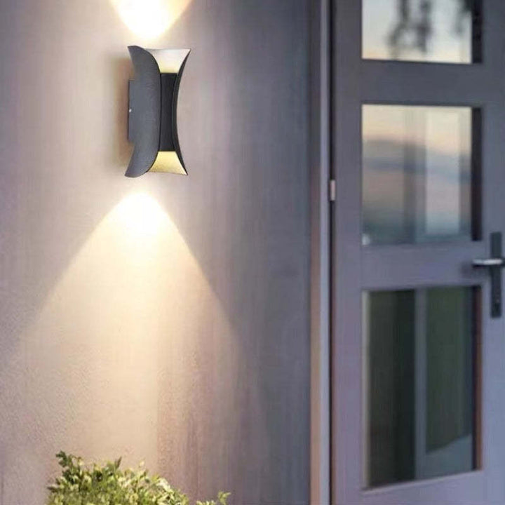 Luvikno | Moderne LED Utendørs Vegglampe - LumiEdge