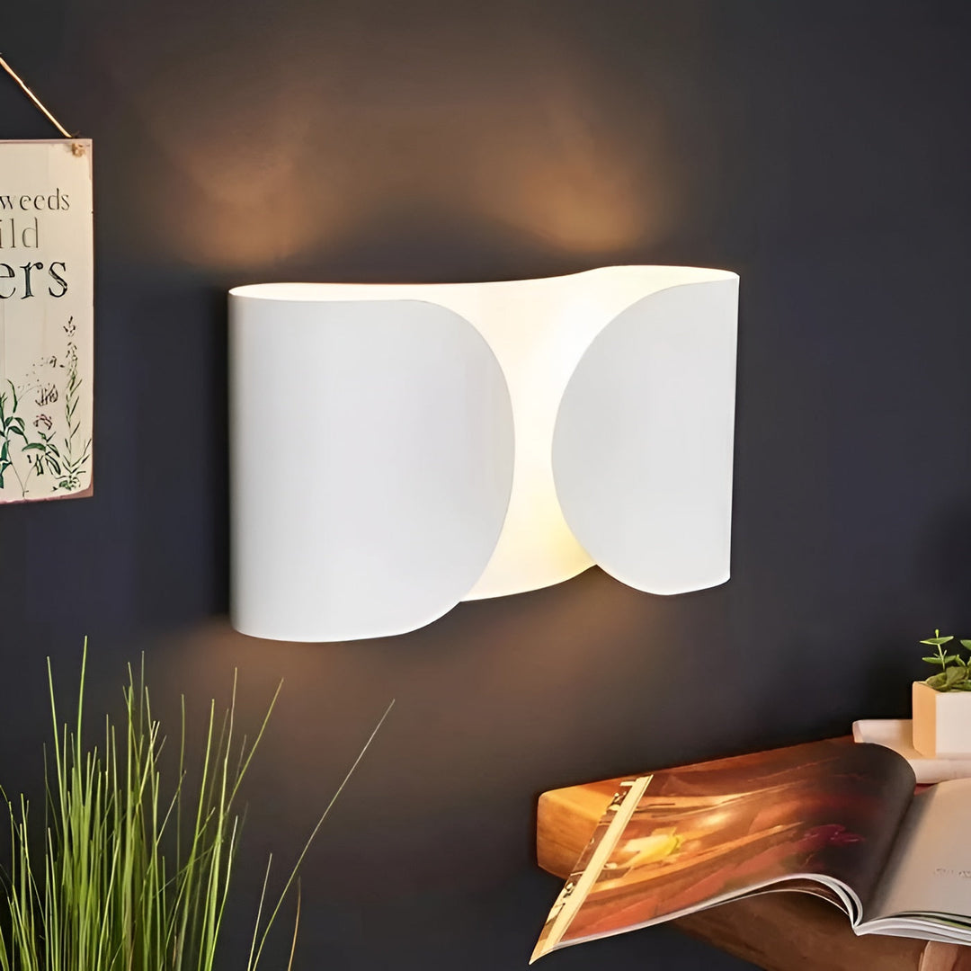 LuminaSquare Vegglampe - Moderne Design og Atmosfærisk Lys | Luvikno