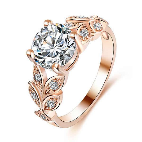 Crystal Center Flower Ring | Luvikno
