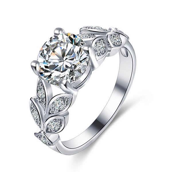 Crystal Center Flower Ring | Luvikno