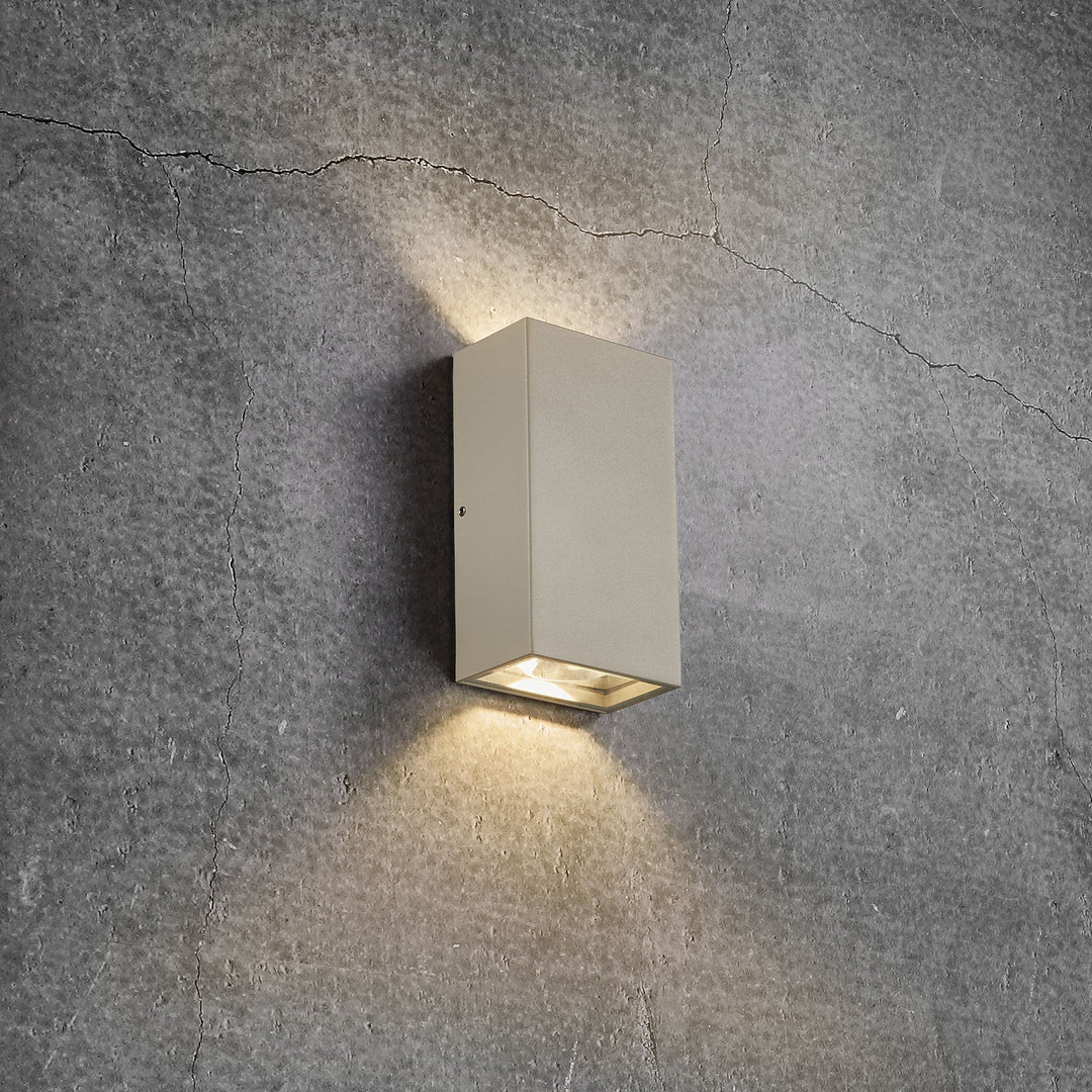 Cyrus LED Vegglampe Dimbar | Luvikno