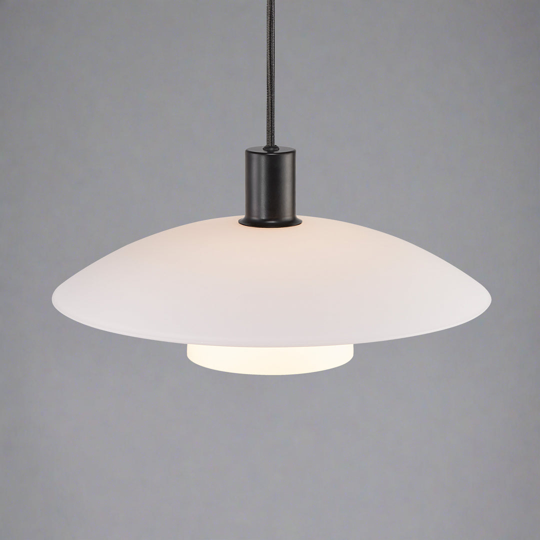 Ezri Pendellampe Klassisk Skandinavisk Design | Luvikno