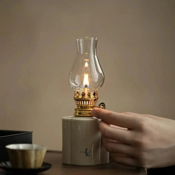 Oil Accent Lantern | Luvikno