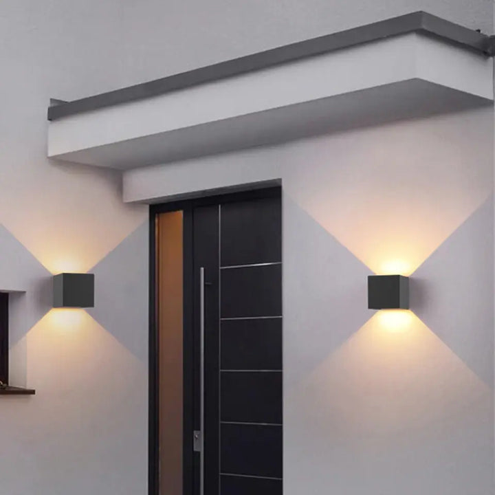 Luvikno | Oppladbar vegglampe med sensor