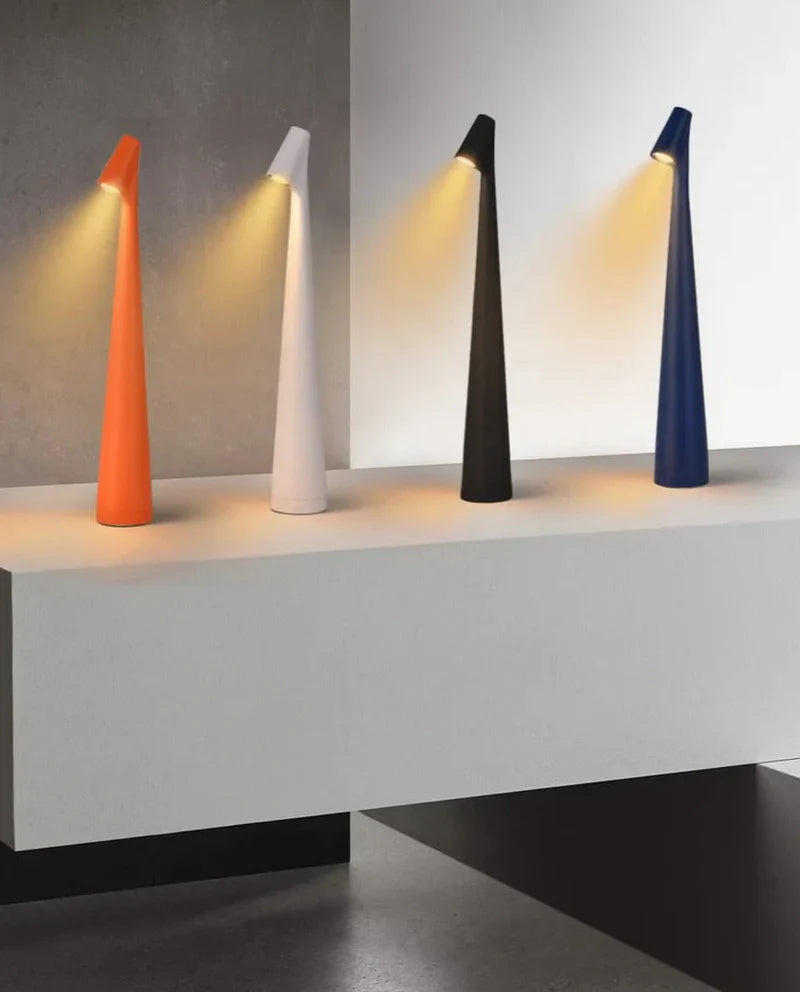 Stilig bordlampe - trådløs | Luvikno