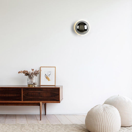 Vegglampe med retro arkitektonisk utseende – NovaLux | Luvikno