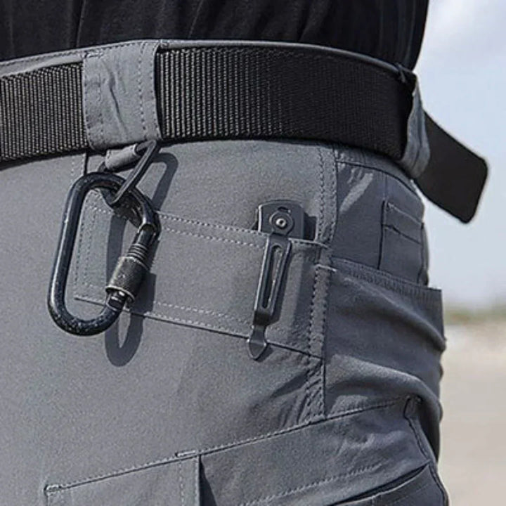 Luvik | Cargo Shorts + ILMAINEN Vö