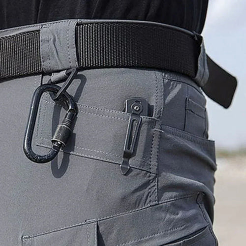Luvik | Cargo Shorts + ILMAINEN Vö