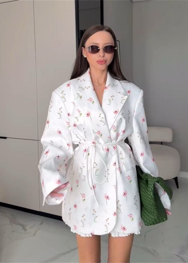 Luvik | Puutarha - Vyöllinen Kukallinen Printti Bleiseri