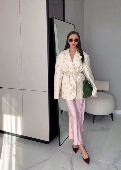 Luvik | Puutarha - Vyöllinen Kukallinen Printti Bleiseri