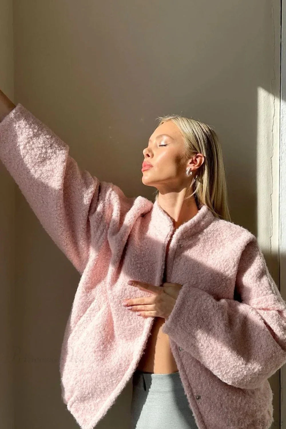 Luvik | Rennot Kriittikaulus Villa Takki