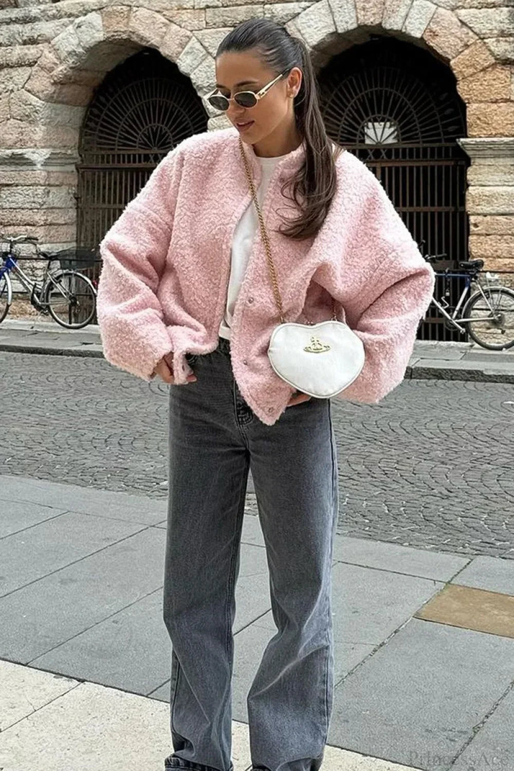 Luvik | Rennot Kriittikaulus Villa Takki