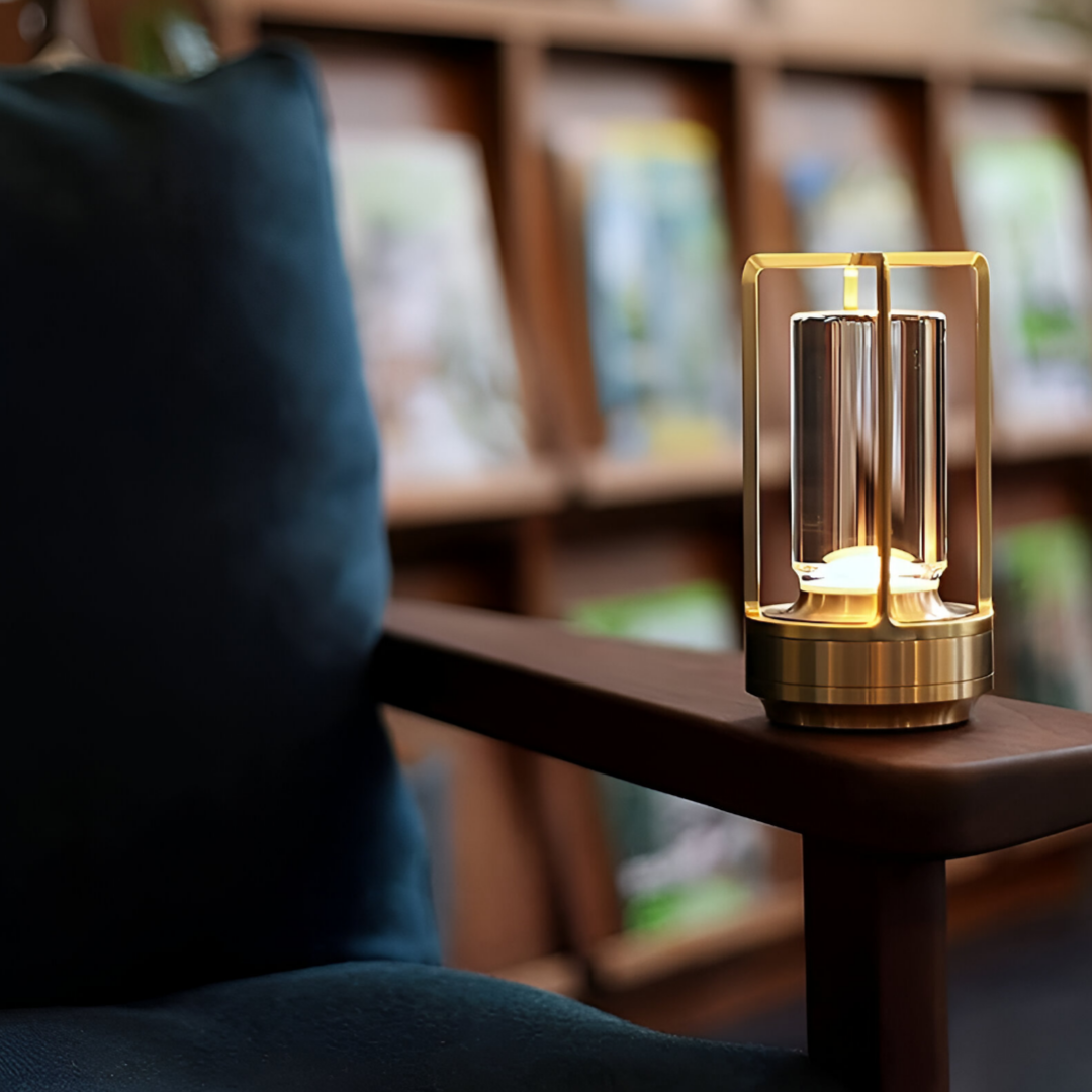 ElegantLight - Vanntett Bærbar Bordlampe med Dimmbar LED-Belysning for Innendørs og Utendørs | Luvikno