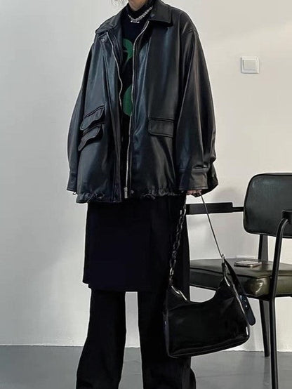 Luvik | Ylipitkä musta vegaaninen nahkatakki vetoketjulla