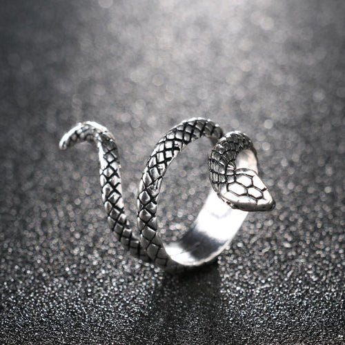 Covet - Serpentine Ring | Luvikno