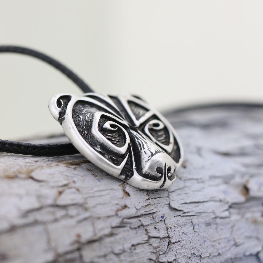 Norse Bear Amulett Halskjede - Fri Frakt | Luvikno