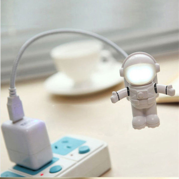 Astronaut USB Lys | Luvikno