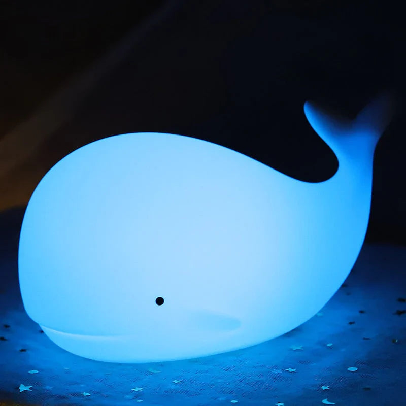 Søt hval nattlys med fargeforandring - GlowWhale | Luvikno
