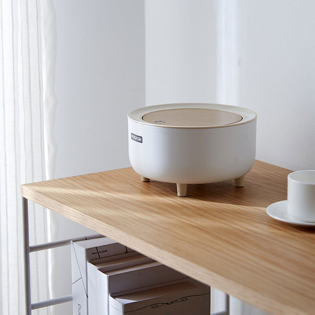 Desktop Elegant Mini Non-Slip Trash Can | Luvikno