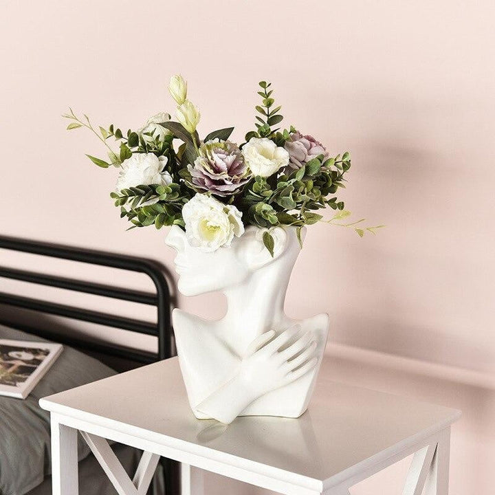 Emma Vase | Luvikno
