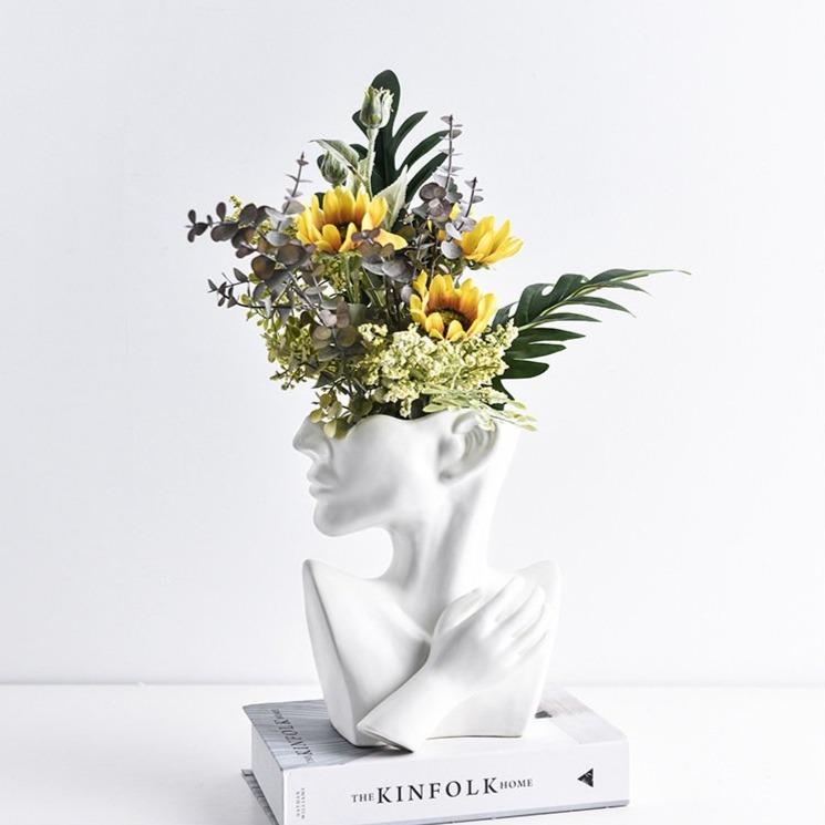 Emma Vase | Luvikno
