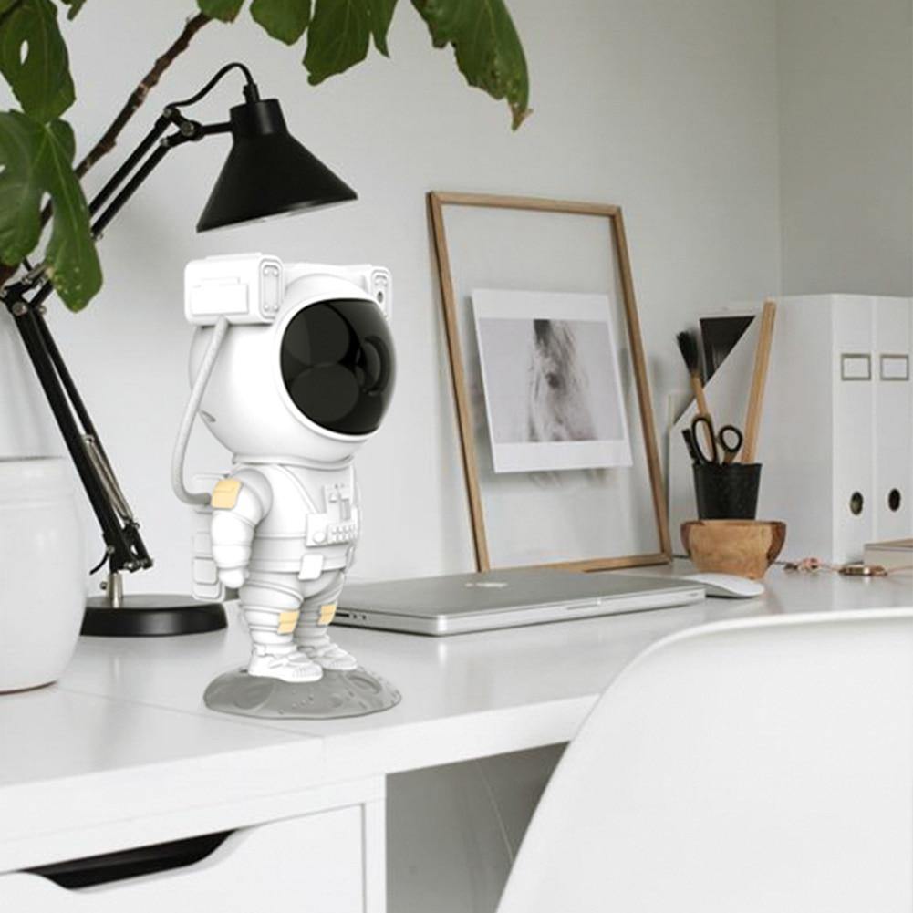 Galaxy Astronaut Nattlys Romprojeksjon | Luvikno