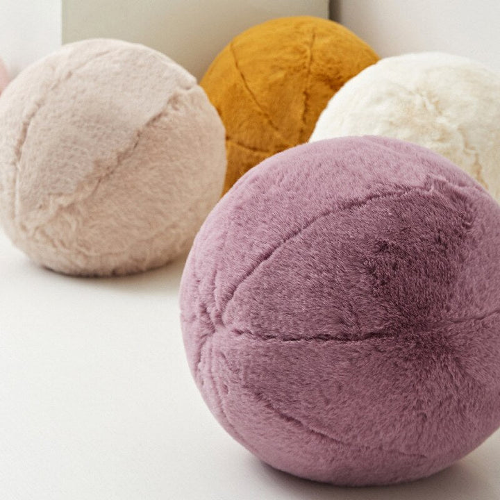 Short Fur Ball Pute | Luvikno