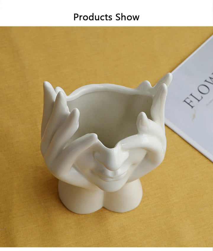 Keramisk Abstrakt Menneskeansikt Luviknoomster Vase | Luvikno