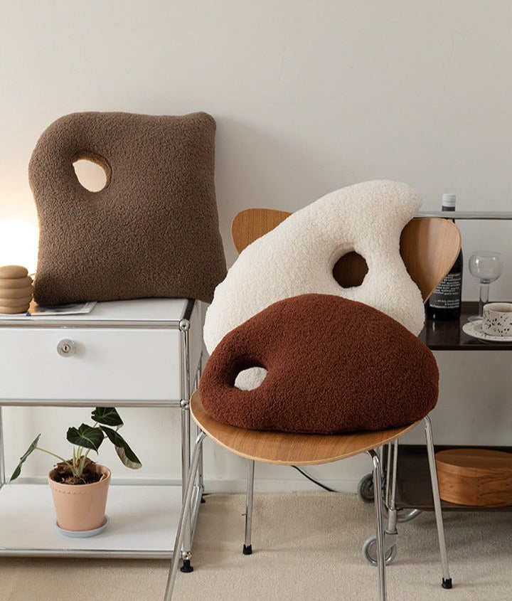 Pebble Ullpute | Luvikno