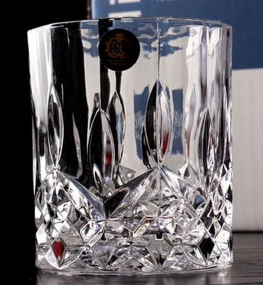 Churchill - Whiskey/Vin Glasser | Luvikno