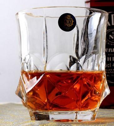 Churchill - Whiskey/Vin Glasser | Luvikno