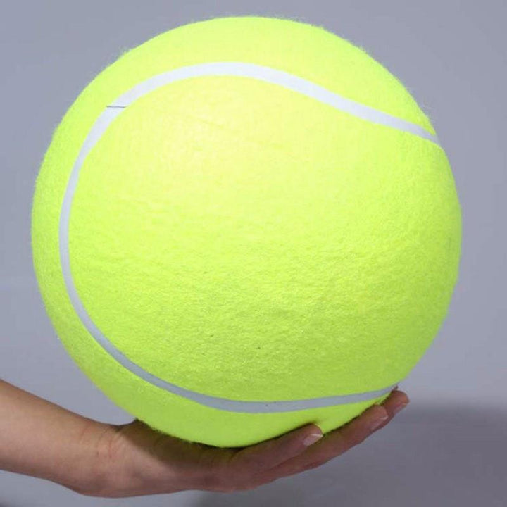 Den gigantiske tennisballen | Luvikno