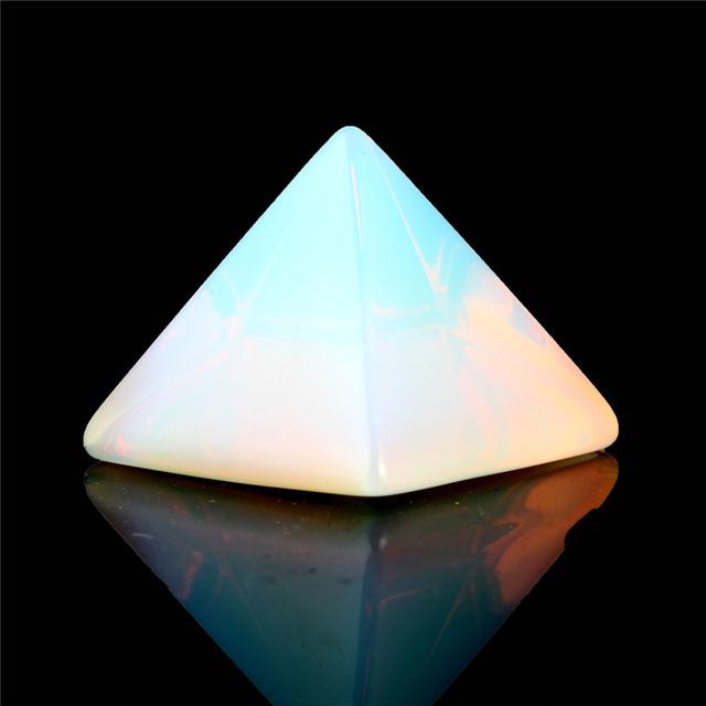 Pyramid Chakra Healing Reiki Crystal | Luvikno