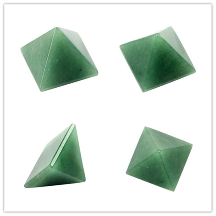 Pyramid Chakra Healing Reiki Krystall | Luvikno