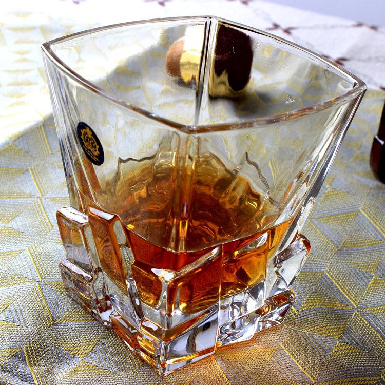 Churchill - Whiskey/Vin Glasser | Luvikno