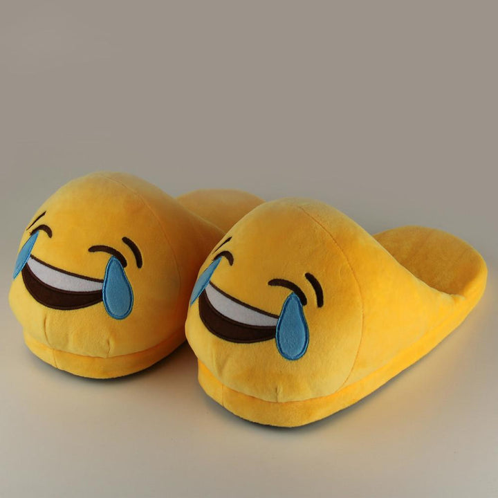 Utrolig søte emoji tøfler | Luvikno