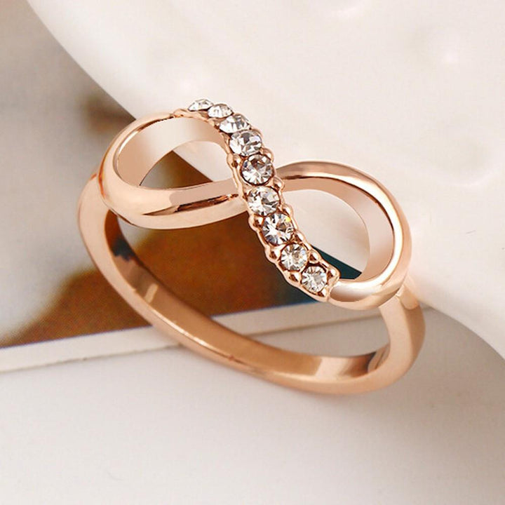 Luksus Gull Uendelig Ring | Luvikno